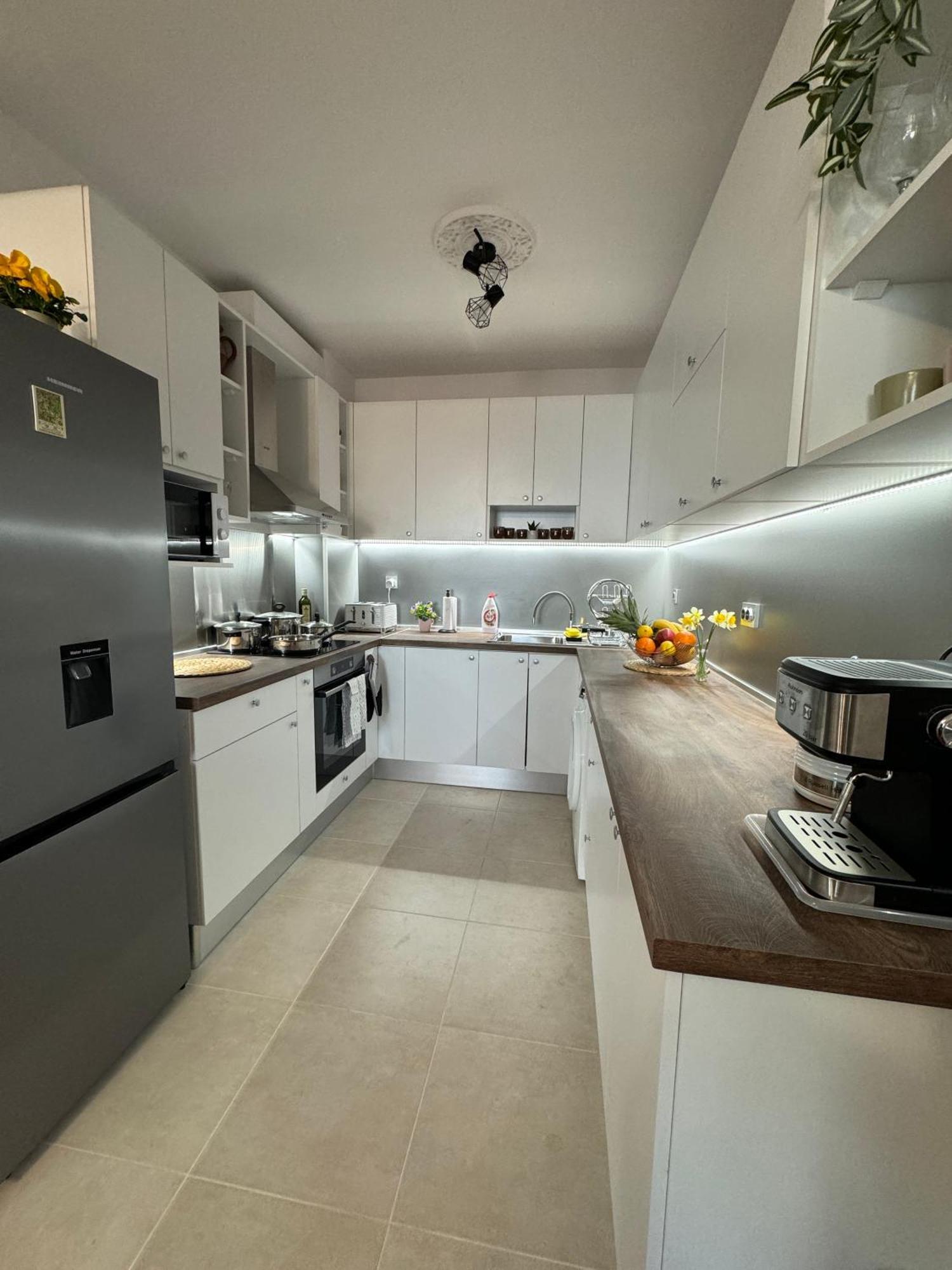 Kakavanen'S Sea View Apartment Balchik Luaran gambar